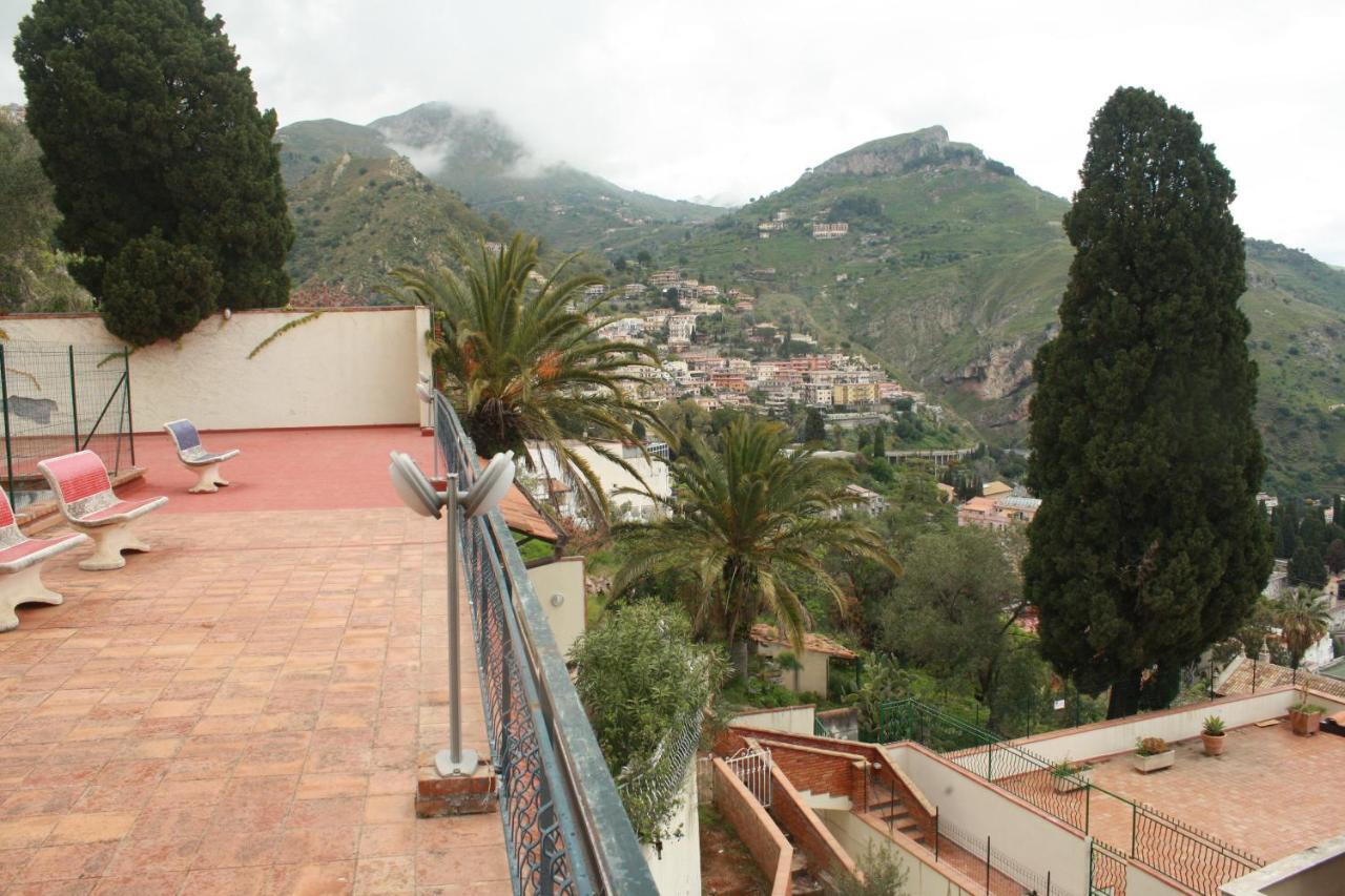 Nice Apartment In Taormina Bagian luar foto